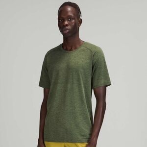lululemon athletica Green Short Sleeve Tee Crew Neck